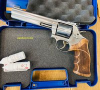 S&W Revolver Mod. 686 Target Champion Deluxe, 6 Zoll, Kal. .357 Magnum, stainless